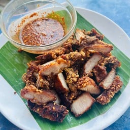 ลาบเหนือกาสะลอง ไม่มีหน้าร้าน