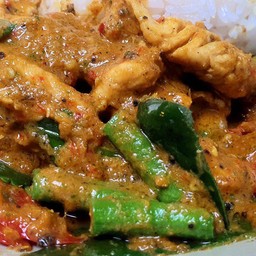 ข้าว+ผัดพริกแกงไก่