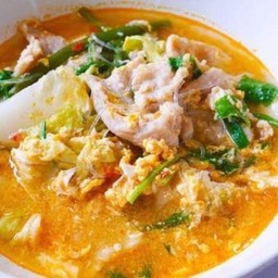 สุกี้ไก่  น้ำ