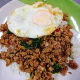 กะเพราจ๊ะโอ๋