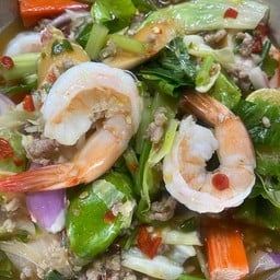ยำวุ้นเส้นทะเล