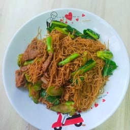 ผัดซีอิ้ว&กะเพรารสเด็ด (สะพานควาย)