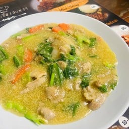 ราดหน้าหมูหมัก