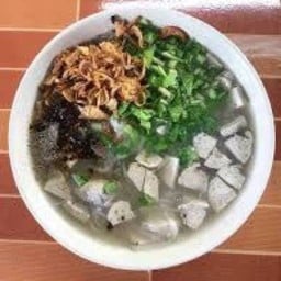 ก๋วยจั้บญวน ต้มเล้งบ้าน ๆคนอุบล ก๋วยจั๊บอุบล