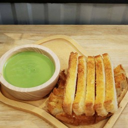 ปังกรอบสังขยาใบเตย ( Homemade )