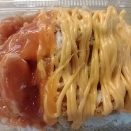 ข้าวไก่กรอบราดชีสโตะ+ซอสพริก