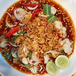 ยำหอยนางรม+หอมเจียว