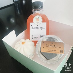 Premium Snack Box Set-B (ขนม 2 PCs+น้ำ 1 ขวด)