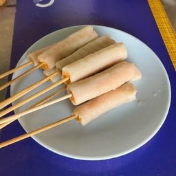 ปลาม้วนยัดใส้ไข่เค็ม
