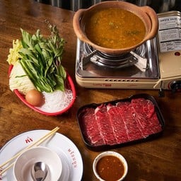 แจ่วฮ้อน เซ็ตเนื้อวากิว+ผัก