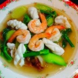 ราดหน้าทะเล