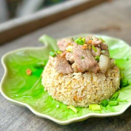 ชนะใจ (ข้าวผัดร่วน หอมกลิ่นคั่วกะทะ)