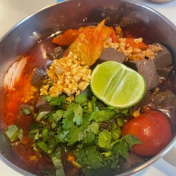 ผลไม้พร้อมทาน Happy fruits ผลไม้ปอก