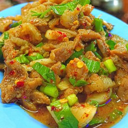 น้ำตกหมู