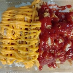 ข้าวไก่กรอบราดชีสโตะ+ซอสมะเขือเทศ