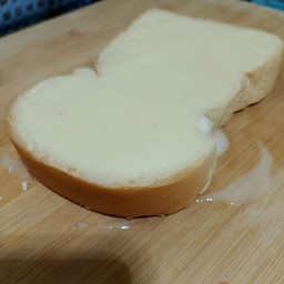 ขนมปังปิ้ง นม 1 แผ่น