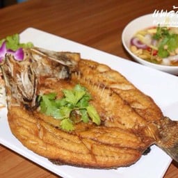 กะพงทอดน้ำปลา