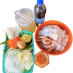 หมูกระทะ ชุดกลาง ฟรีวุ้นเส้น 1 ถุง สั่งผ่านไลน์แมน