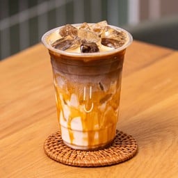 Iced Caramel Macchiato