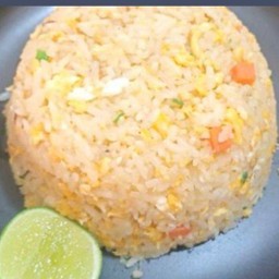 [อร่อยซ่ากับโค้ก] ข้าวผัดไข่ +  โค้ก ออริจินัล (กระป๋อง)