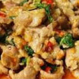 ข้าว กะเพราหมูชิ้น