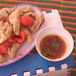 ลูกชิ้นทอด