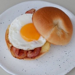 Breakfast Bagel