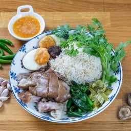 ตุ๋น ก๋วยเตี๋ยวเนื้อตุ๋น หมูตุ๋น รสเด็ด