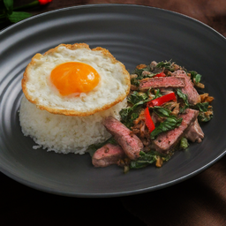 Stir-Fried Basil Angus Picanha 125 G.
