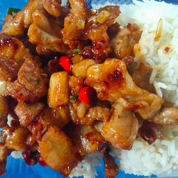 หมูสามชั้นคั่วพริกเกลือ