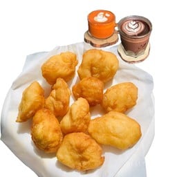 ๑หทัย(ปาท่องโก๋กับน้ำเต้าหู้) ตลาดสะพานแดง