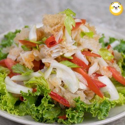 ยำลูกชิ้นเสียบไม้ by Mikey Crowned