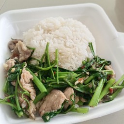 ผัดผักบุ้งหมูหมัก