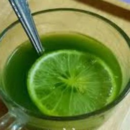 ชาเขียวมะนาวร้อน