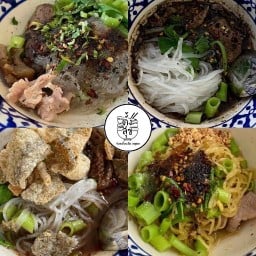 ก๋วยเตี๋ยวเรือ ตั้งสุข ลาซาล 36