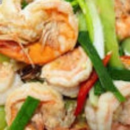 ข้าว ราดผัดพริกกุ้ง