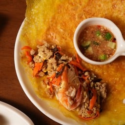 ขนมเบื้องญวน ( Vietnamese Savory Crepe )