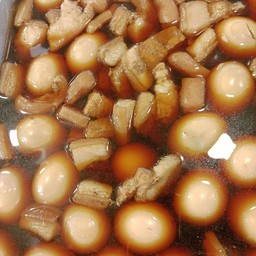 ไข่พะโล้หมู