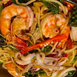 ขี้เมารวมมิตร กุ้ง หมึกหอยลายสไปรซี่