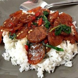 ข้าวกะเพรากุนเชียง