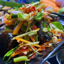 ยำไข่เยี่ยวม้า