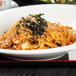 G05 - ยากิโซบะหมู Pork Yakisoba
