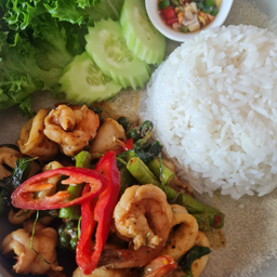 ข้าวราดพริกแกงทะเล