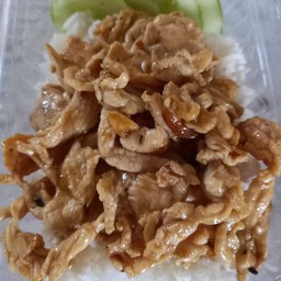 เมนูทอดกระเทียมราดข้าว