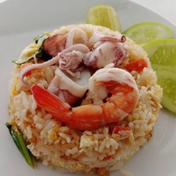 ข้าวผัดทะเล