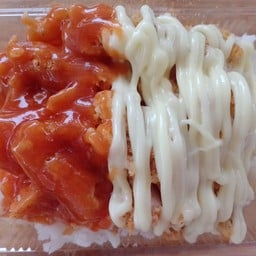 ข้าวไก่กรอบราดมายองเนส+ซอสพริก