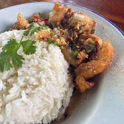 ข้าวลาบปลาทอด