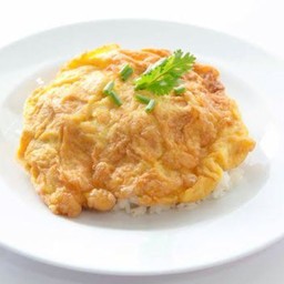 ข้าวไข่เจียวทรงเครื่อง
