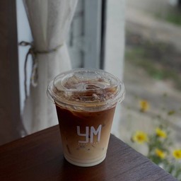 Coconut coffee latte