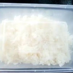 ข้าวเปล่า 1 กล่อง